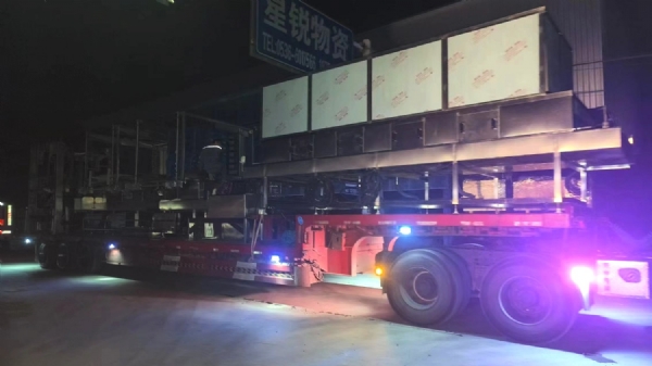 自動拆碼垛托盤清洗機發貨實拍（內蒙杉杉科技使用）